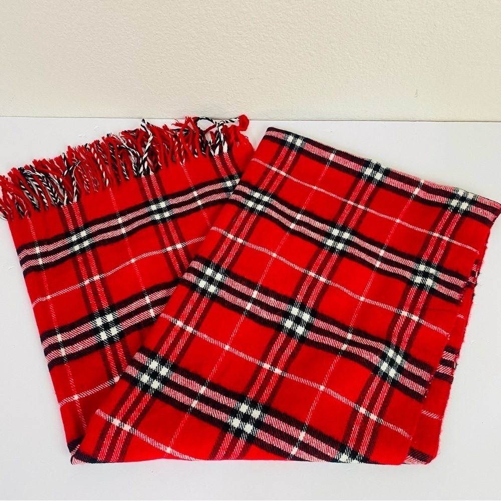 Royal Rossi 100% Cashmere Red Tartan Plaid Scarf/Wrap 30.5” x 73”